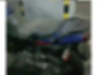 Geger! di Solo Ada Moge Mangkrak Bertahun-tahun di Parkiran Hotel, Ternyata Motor Langka Bro!
