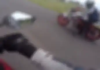 Wadaw! Video Balap CB150 Lawan V-Ixion R,  Awalnya Galak Sisanya Ditinggalin
