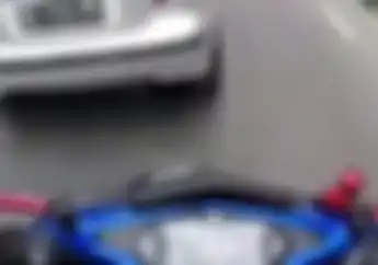 Viral! Detik-detik Oknum Anggota TNI Halangi Ambulance, Ditegur Bikers Malah Lakukan Ini