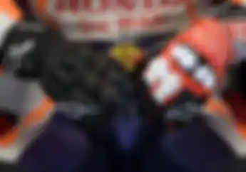 Ternyata, Ada Juga Loh Sarung Tangan Khusus di MotoGP Selain Yang Jari Kelingking dan Manis Nyatu