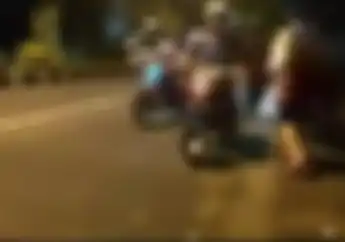 Kapok! Video Pembalap Liar Ditendang Sampai Terjungkal,  Diduga Polisi Berpakaian Preman
