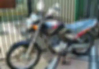 Cling.. Mejeng Yamaha Scorpio Masih Bau Dealer, Netizen Enggak Berani Kasih Tawaran