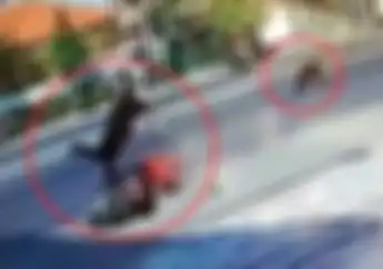 Ngeri... Detik-detik Satpam Tersleding Pemotor yang Terjatuh, Begini Kondisi Korban