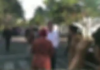 Wah... Jokowi  Bilang Begini Soal Ganti Rugi Motor yang Hangus saat Bom Bunuh Diri di Surabaya
