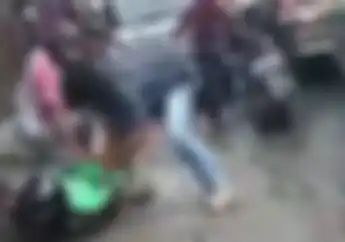 Mengejutkan... Driver Ojol yang Ditangkap Densus 88 di Medan Ikuti Ritual Aneh dan Kegiatan Misterius 