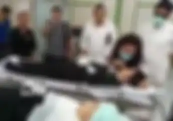  Bikin Nangis... Video Tegarnya Ibu dari Dua Anak Kecil saat Tahu Buah Hatinya Tewas Akibat Bom Pemotor di Surabaya