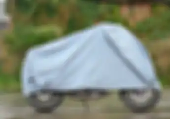Biar Ban Motor Enggak Kempes Waktu Ditinggal Mudik, Pakai Cara Ini Saat Parkir
