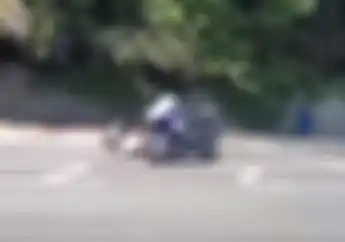 Tragis! Dalam Sepekan, 2 Pembalap Isle of Man TT 2018 Tewas, Video Kecelakaannya Bikin Merinding...