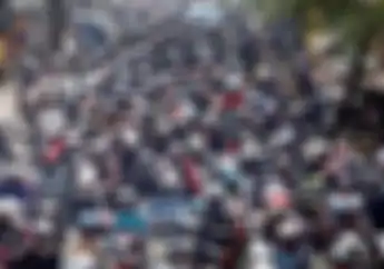 Enggak Hanya GPS Yang Dilarang  Saat Naik Motor, Penggunaan Alat Ini Juga