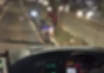 Sadis... Balik Arah Setelah Melibas Jalur Busway, Pengendara Moge Banjir Cacian Netizen