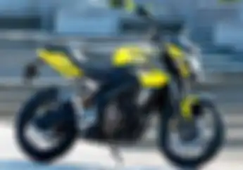 Bikin Kepo Motor Bajaj Kok Ada Logo Kawasaki, Ternyata Ini Alasannya