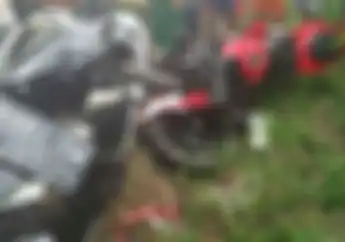 Ngeri... Adu Banteng, Yamaha R15 Hancur Berantakan Kondisi Honda Vario Bikin Geleng Kepala