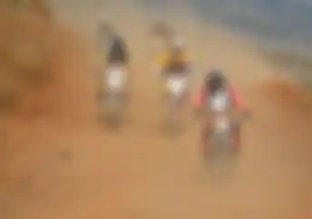 Adi Ceto dan Chikal Faizal Boyong Motor di Ajang Grasstrack dan Enduro Bandung