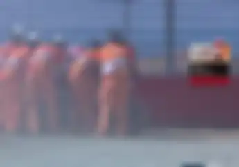 FP4 MotoGP Aragon, Baru Mulai Marc Marquez Kecelakaan, Motor Terpental Tapi Enggak Cedera