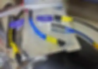 Wuih! Apa Lagi Nih? Accent Wire Keluarin Kabel Setan Negatif