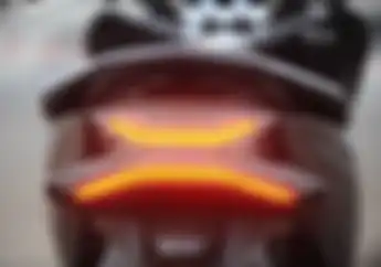 Musim Hujan Awas Lampu Rem Motor dan Lampu Sein Nyala Sendiri, Apa Sebabnya?