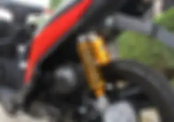 Tips Mudah Bikin Sokbreker Belakang Yamaha NMAX, Aerox dan Honda PCX Empuk Bingits