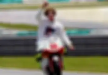 Sedih... Hari Ini 10 Tahun Lalu, Mendiang Marco Simoncelli Berjaya di Balap 250 cc