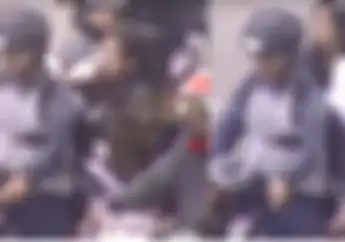Terciduk Tanpa Helm dan Ditegur CCTV, Pembonceng Motor Ngamuk Saat Diminta Turun 