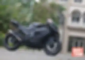 Modifikasi YZF-R1 Jadi-Jadian 