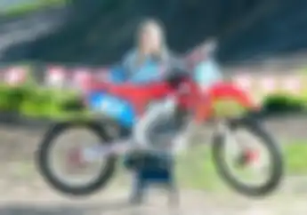 9 Pembalap Motor Tercantik di Dunia 