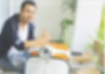 Raffi Ahmad Modif Vespa Meja Makan