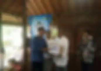 Ketua Umum IMI Jabar Berikan Santunan Ke Pondok Yatim