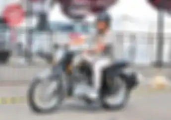 Ada Merchandise Menarik Buat Yang Datang Di MOTOR Plus Test Ride IIMS Besok