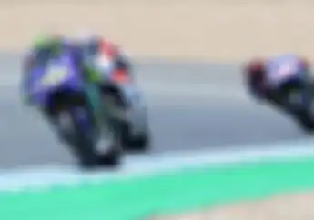 Valentino Rossi Buka-bukaan Mesin Yamaha YZR-M1 2016 Lebih Kencang