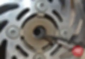 Waspada! Jangan Lupa Cuci Kolong Motor