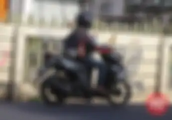 Bahaya Naik Motor Pakai Sandal Bisa Keluar Duit Belasan Juta