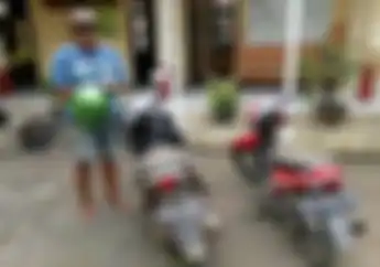 Waspada! Seorang Pengendara Ketiduran Di Halte, Motor Nyaris Raib Digondol Pencuri