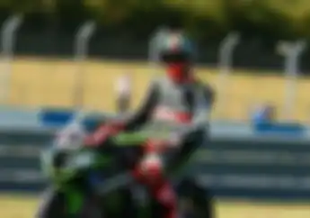Race 1 WSBK Inggris, Rea Tersungkur Kawasaki Gagal Sapu Bersih Podium