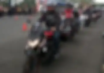 Tukang Becak Menjadi Sasaran HDCI Surabaya