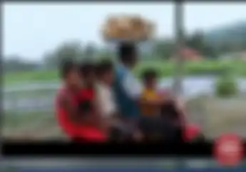 Video Pengendara Asal Payakumbuh Bawa Tampah Sambil Bonceng
