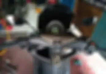 Enggak Bisa Langsung Ngegas Kalau Yamaha NMAX Pasang Spion Yamaha R25