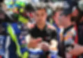 High Light MotoGP Catalunya Spanyol 2016, Valentino Rossi VS Marc Marquez