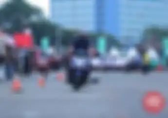 Video Parade Test Ride MOTOR Plus 