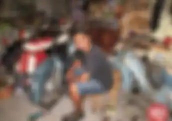 Berkah Dalem Garage, Tempatnya Modifikasi Mopek Antik