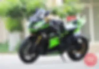 Modifikasi Kaki-kaki Kawasaki New Ninja 250 R Total Pakai Moge Suzuki