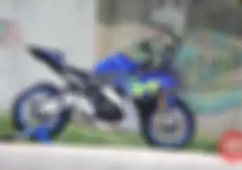 Kaki-kaki Moge Bikin Keren Modifikasi Yamaha R25 