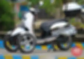 Honda New Scoopy Modif Tiga Roda 