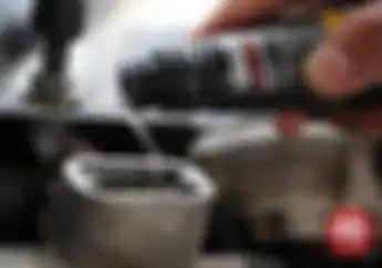 4 Cairan di Motor yang Wajib Dicek Pasca Turing Jauh