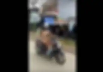 Polisi Amankan PNS Berkendara Bugil 