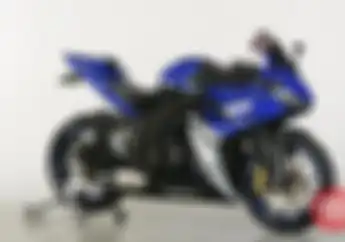 Modifikasi Yamaha R25 Diubah Jadi Ala Yamaha R4 