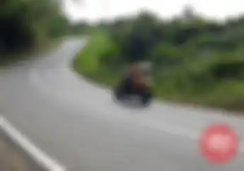 Menguji Big Bike Honda di Sulawesi