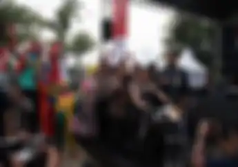 Ribuan Motor Klasik Menggetarkan Djogjantique Day 2017