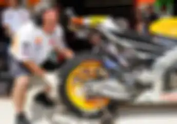Tuntutan Terlalu Tinggi, Penyebab Mundurnya Bridgestone dari MotoGP