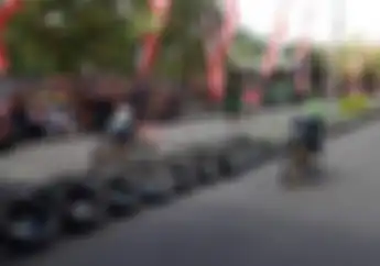 Drag Bike Bangkalan Ramai Starter Lokal