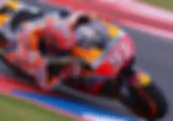 Marc Pole Position, Vinales Terlempar